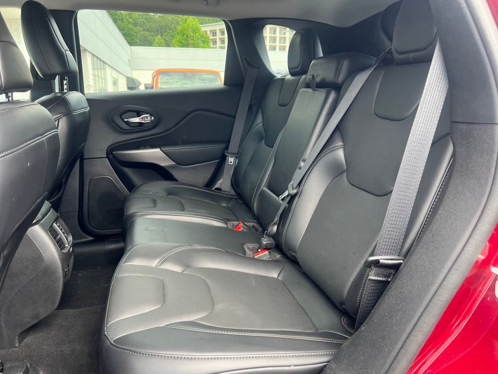 used 2021 Jeep Cherokee car, priced at $23,800