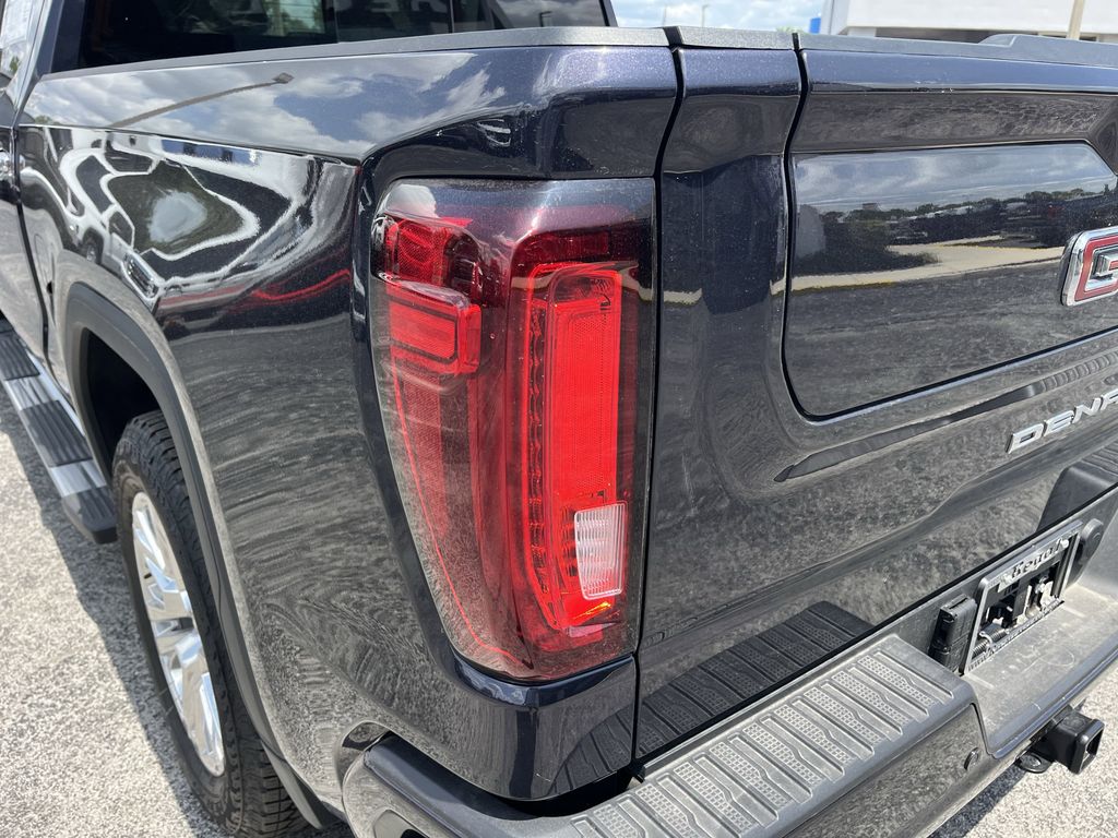 new 2025 GMC Sierra 1500 car, priced at $70,677