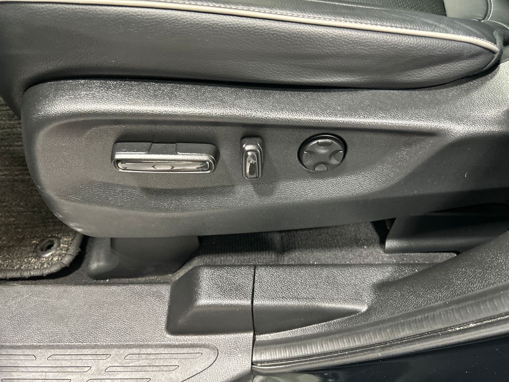 used 2022 Honda Odyssey car, priced at $42,119