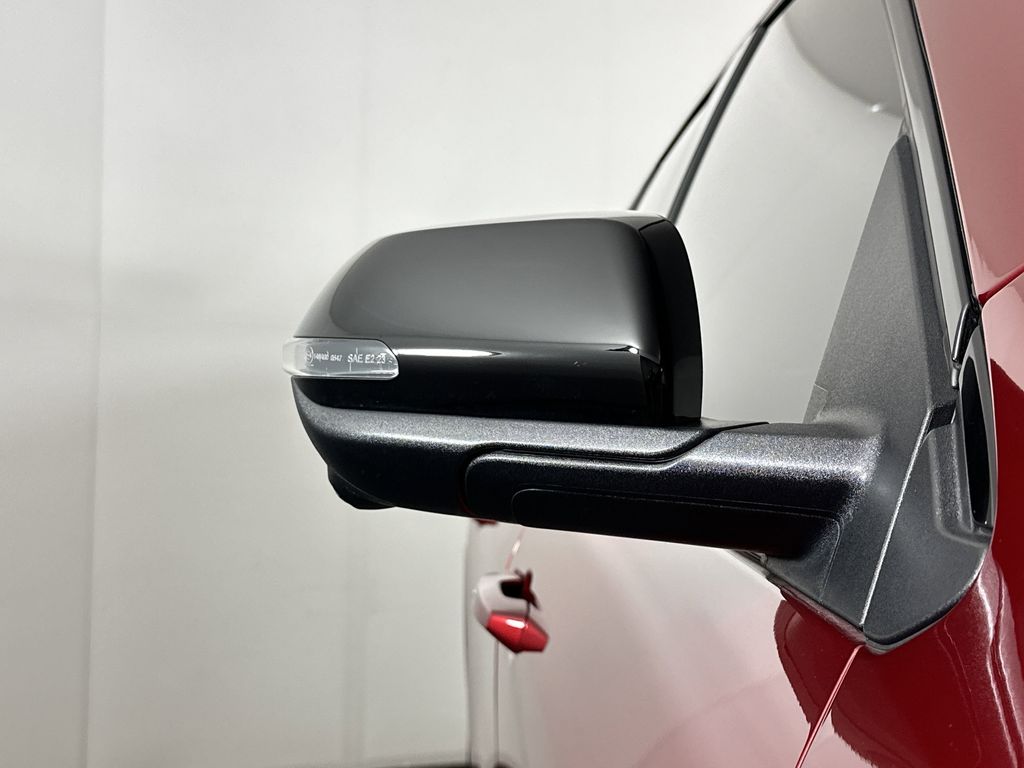used 2024 GMC Acadia car, priced at $43,297