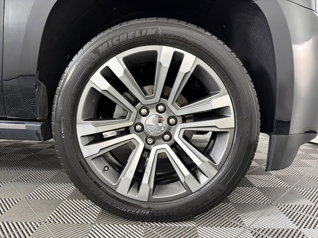 used 2019 GMC Yukon car, priced at $37,995