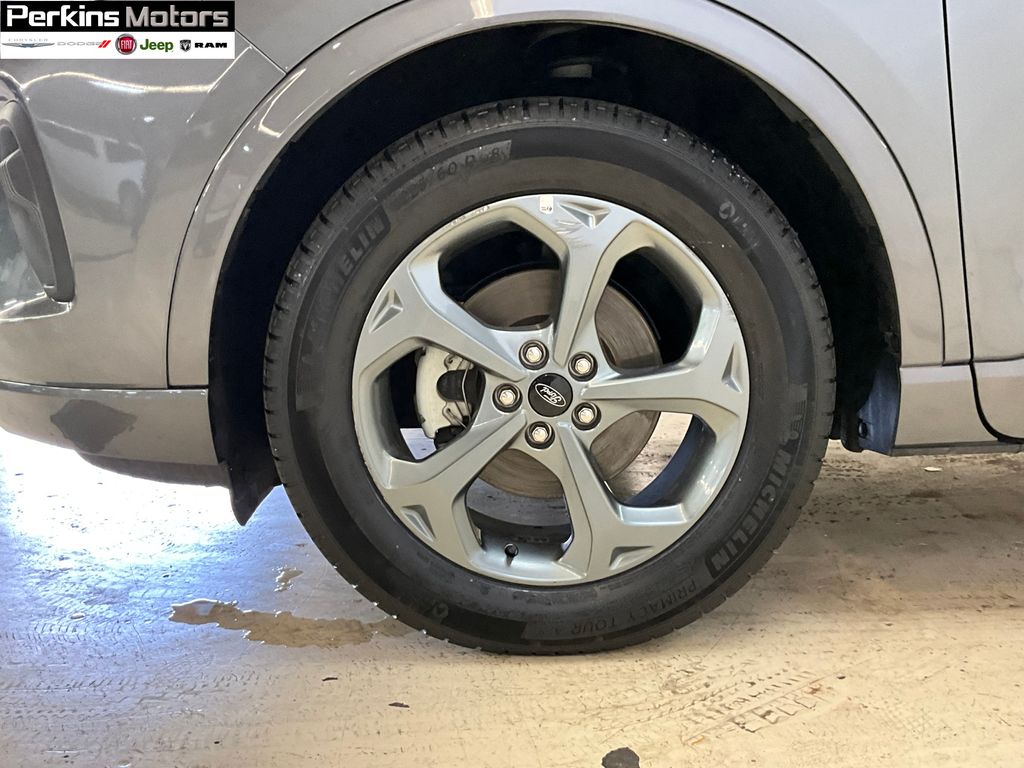 used 2024 Ford Escape car, priced at $29,157