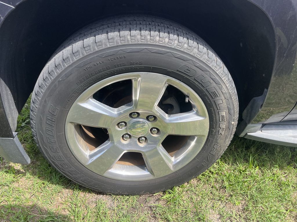 used 2017 Chevrolet Suburban car, priced at $21,991