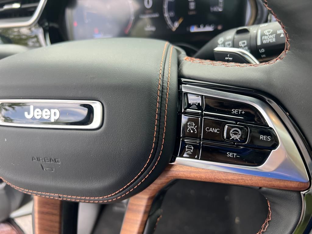 new 2025 Jeep Grand Cherokee L car, priced at $67,326