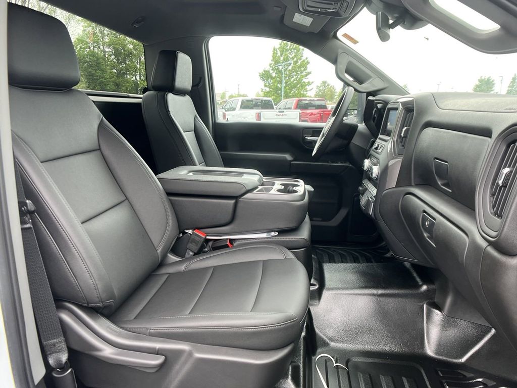 new 2024 GMC Sierra 3500HD car, priced at $42,678