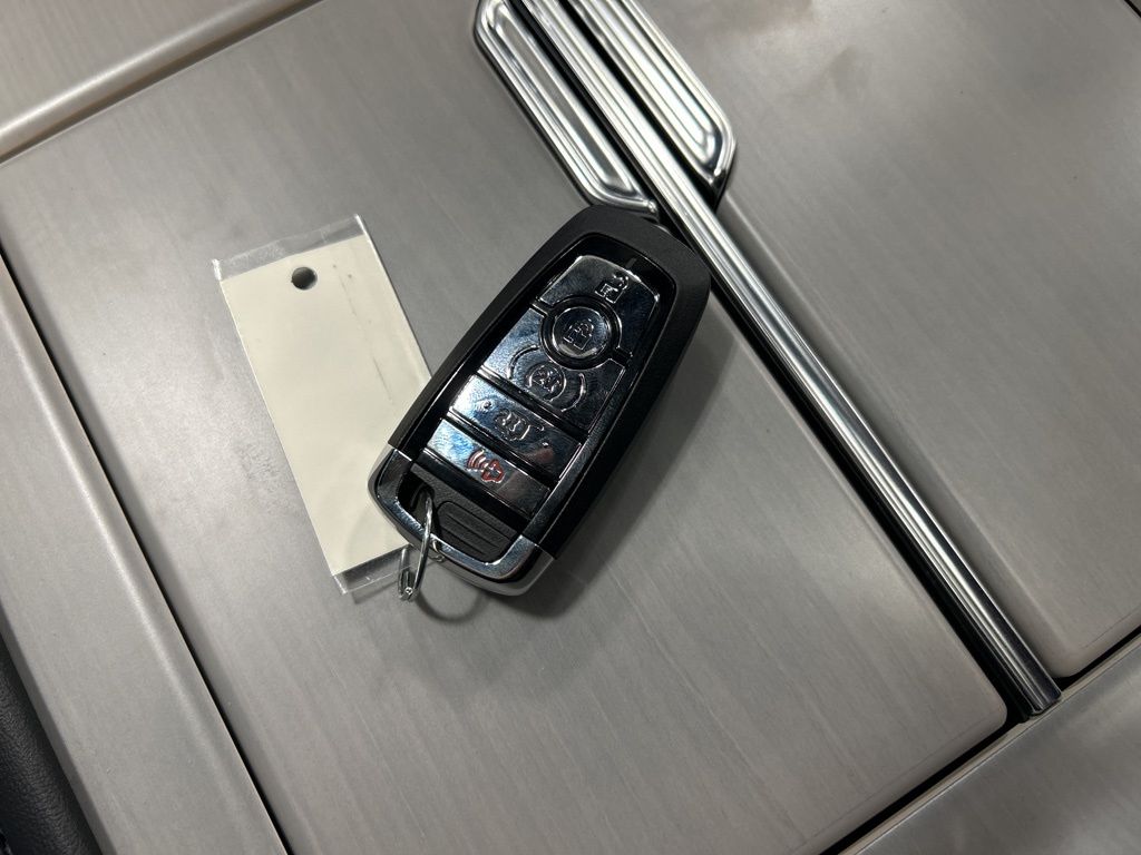 new 2025 Lincoln Navigator L car, priced at $108,185