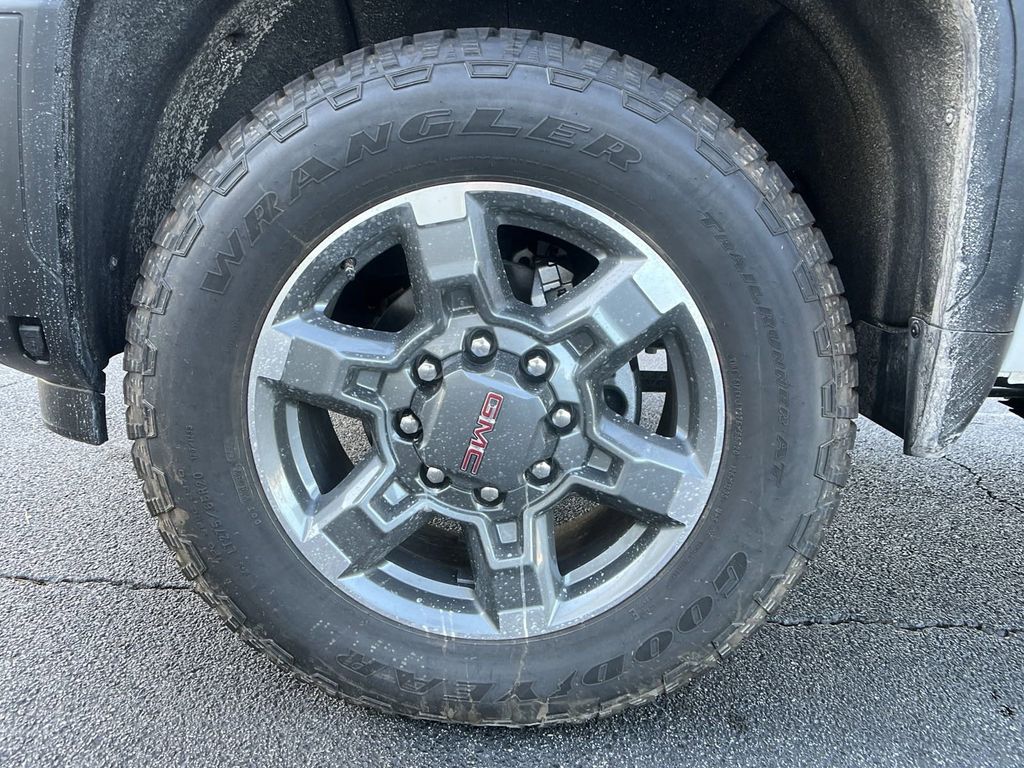 new 2025 GMC Sierra 2500HD car, priced at $80,403