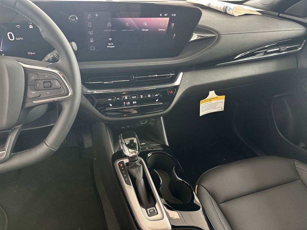 new 2025 Buick Envista car, priced at $31,585