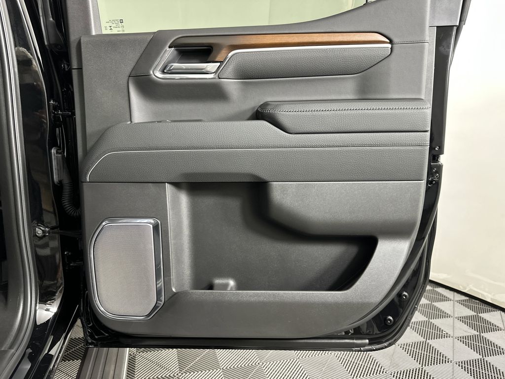 new 2025 GMC Sierra 1500 car, priced at $68,494