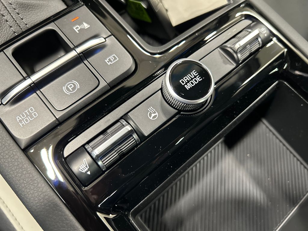 new 2025 Kia K5 car, priced at $31,438