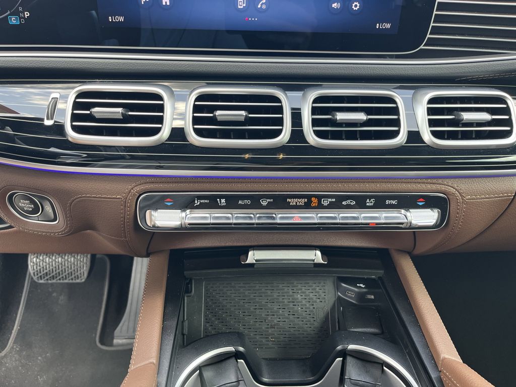 used 2024 Mercedes-Benz GLE car, priced at $61,992