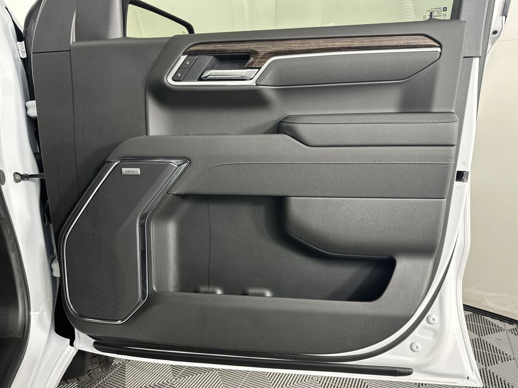 new 2025 GMC Sierra 1500 car, priced at $61,929