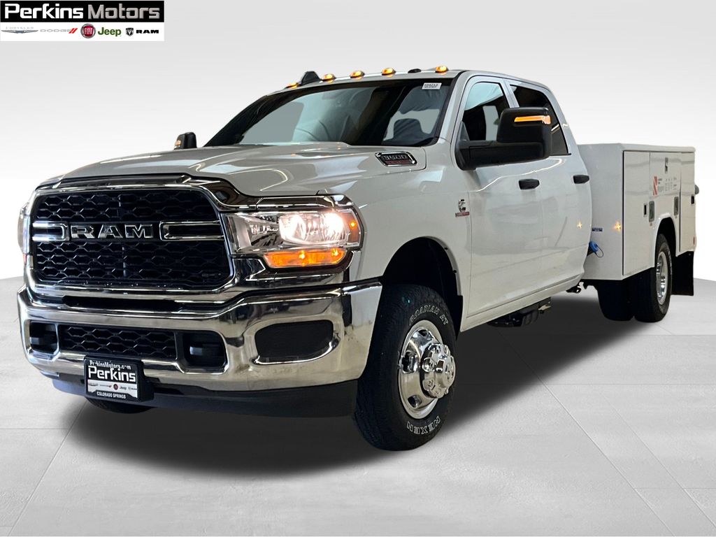 new 2024 Ram 3500 car, priced at $77,582