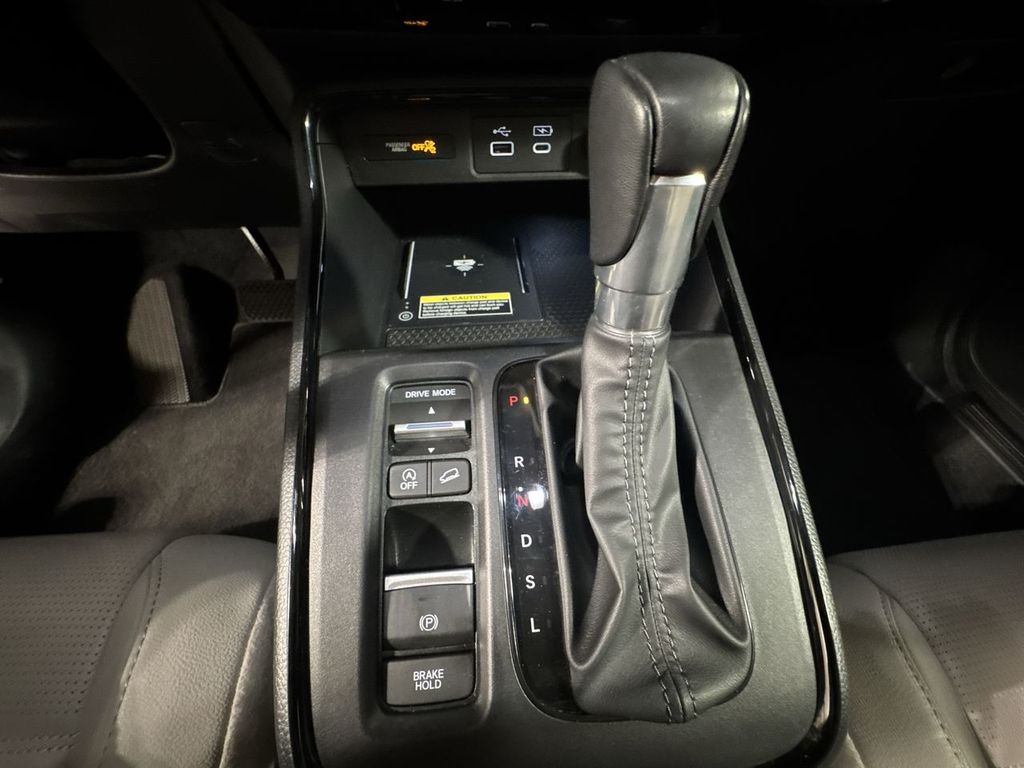 used 2025 Honda CR-V car, priced at $34,525