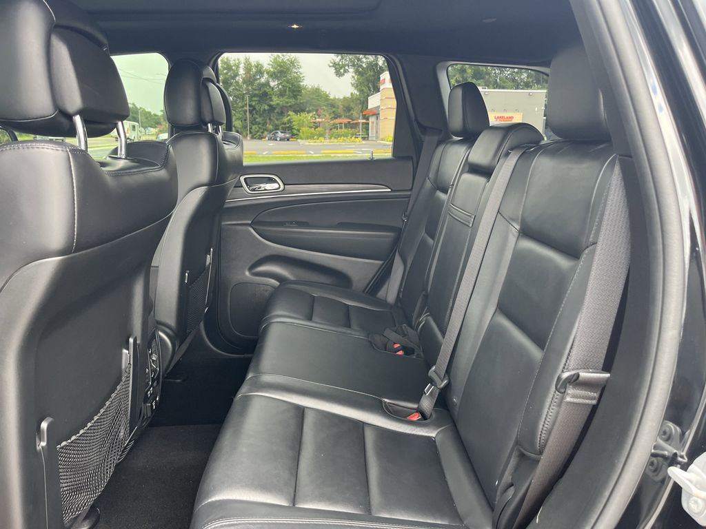 used 2021 Jeep Grand Cherokee car, priced at $19,911