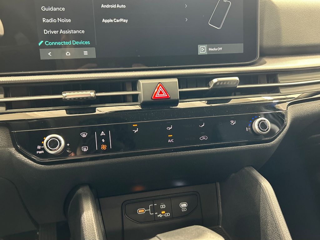 new 2026 Kia Sportage car, priced at $32,065