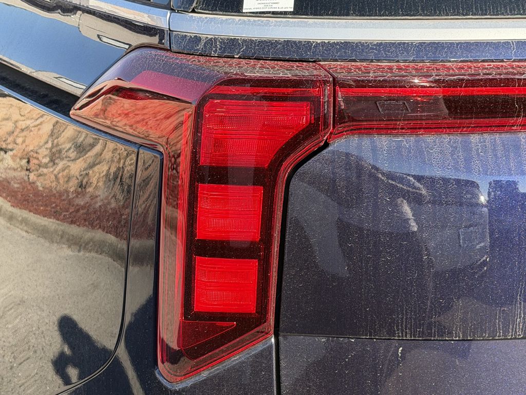 new 2026 Kia Carnival Hybrid car, priced at $38,702