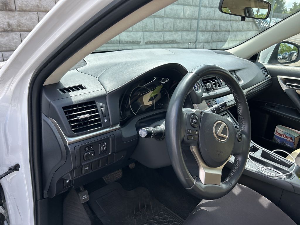 used 2014 Lexus CT car, priced at $14,410