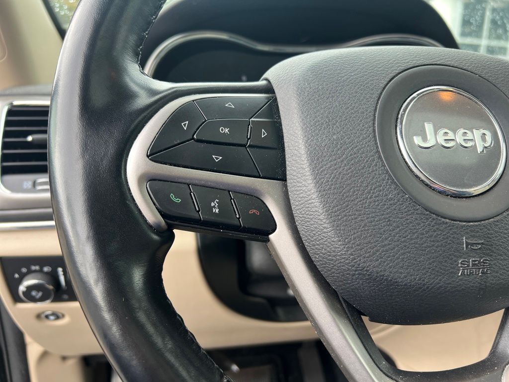 used 2021 Jeep Grand Cherokee car, priced at $22,900