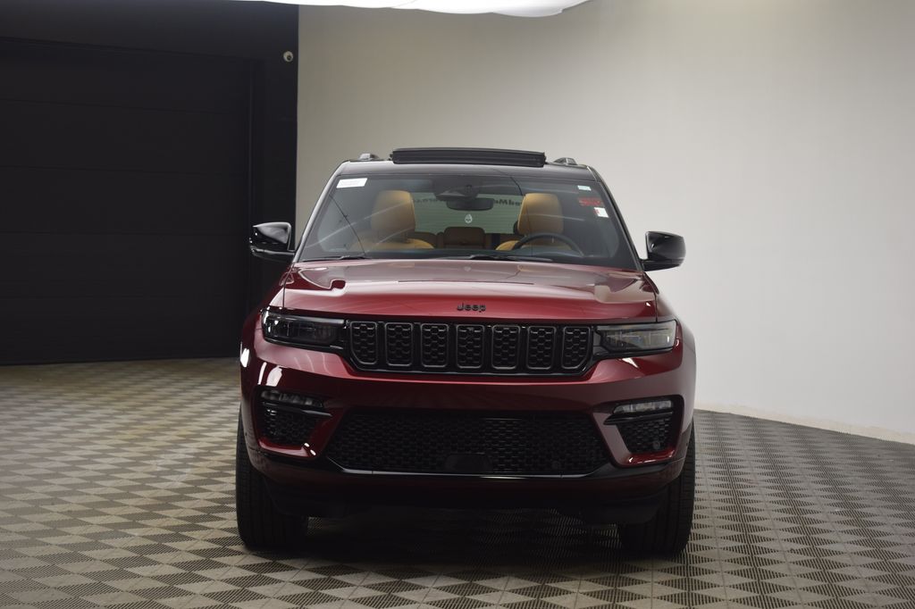 new 2025 Jeep Grand Cherokee car, priced at $61,204