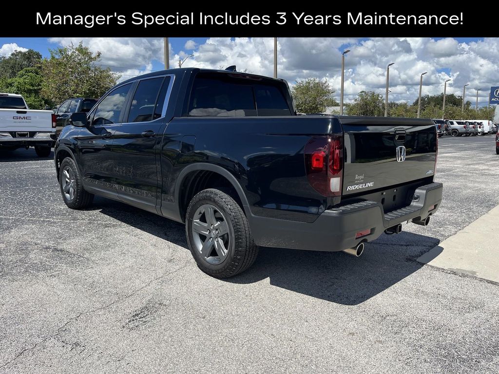 used 2023 Honda Ridgeline car, priced at $34,000