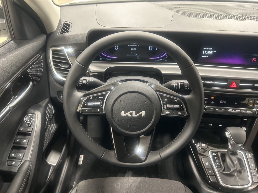 new 2026 Kia Seltos car, priced at $27,860