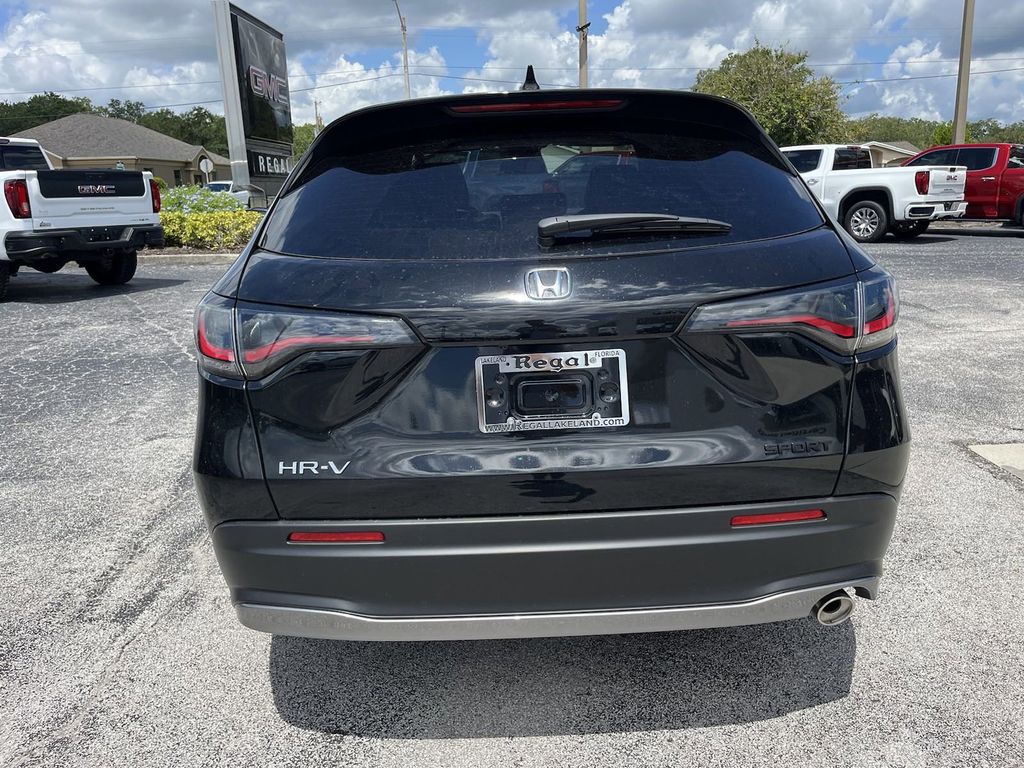 new 2025 Honda HR-V car, priced at $29,179