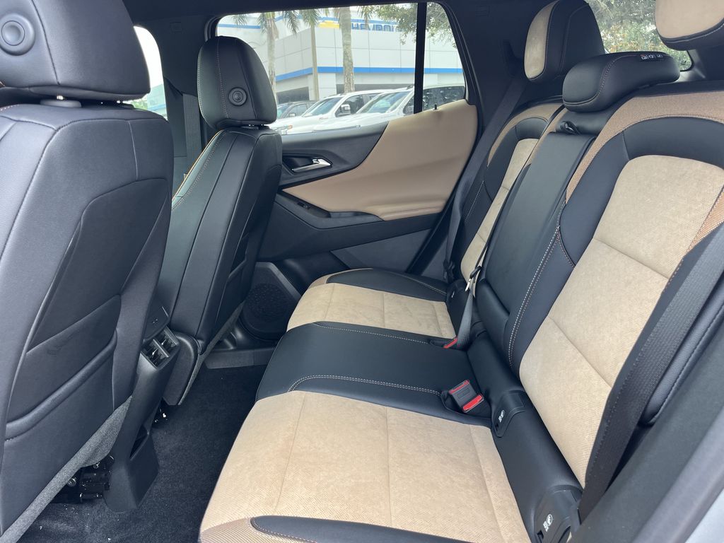 new 2026 Chevrolet Equinox car, priced at $34,075