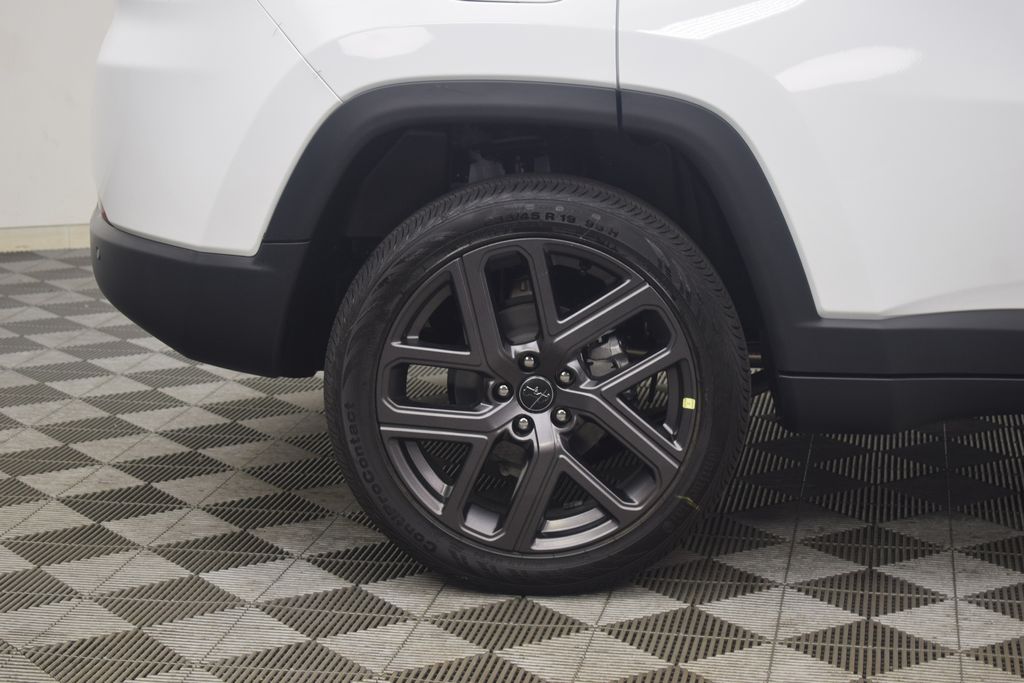 new 2025 Jeep Compass car, priced at $35,260