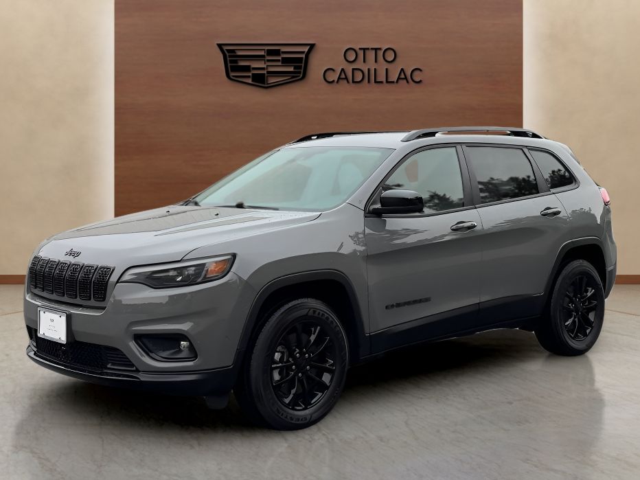 used 2023 Jeep Cherokee car, priced at $26,200