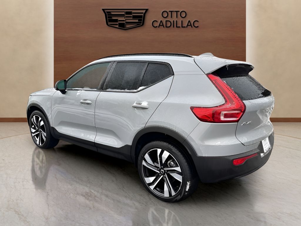 used 2025 Volvo XC40 car, priced at $39,500