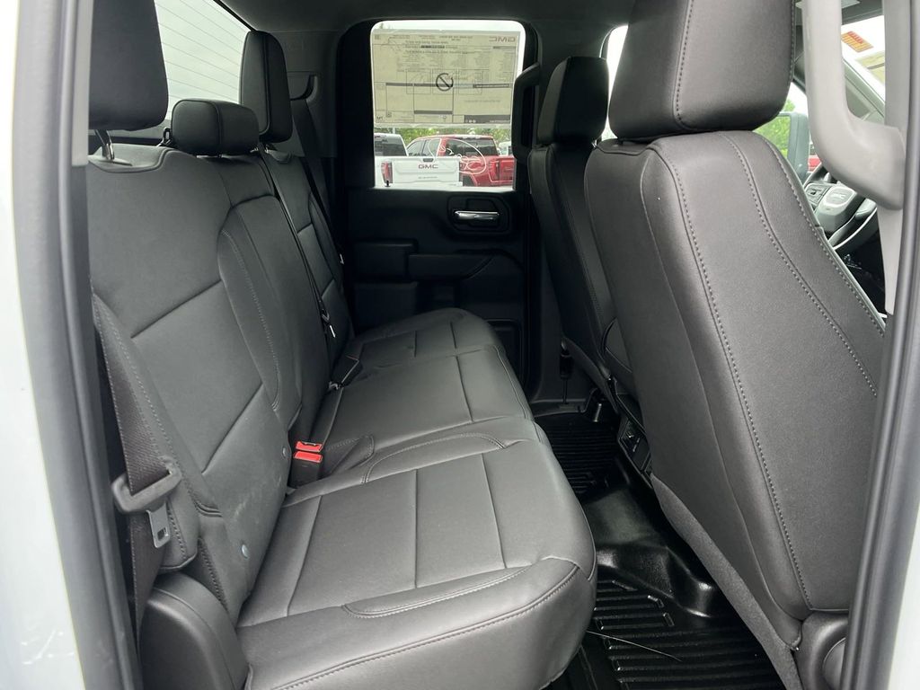 new 2024 GMC Sierra 2500HD car, priced at $44,853
