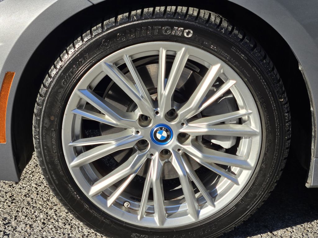 used 2023 BMW 3-Series car, priced at $31,994