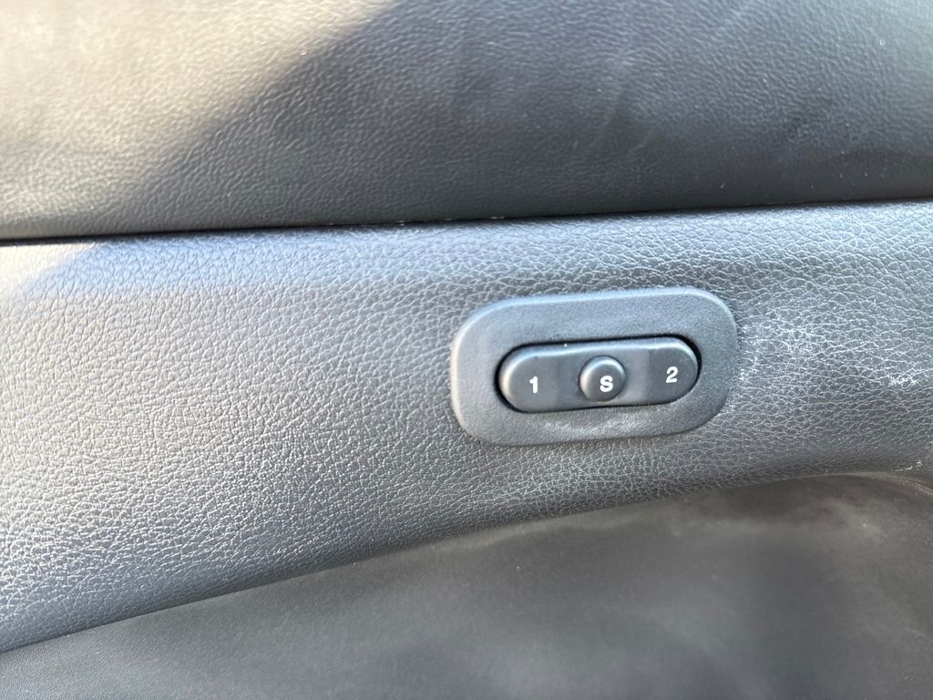 used 2018 Jeep Grand Cherokee car, priced at $20,215