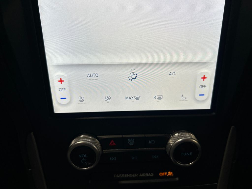 used 2022 Ford Edge car, priced at $28,570