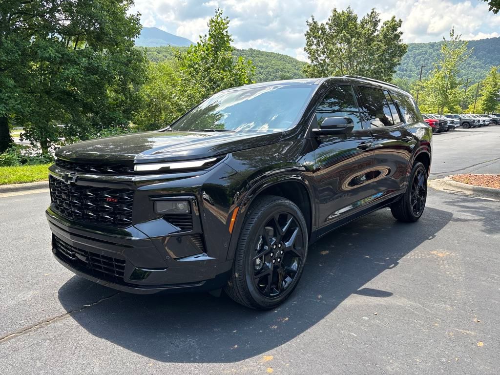 new 2025 Chevrolet Traverse car, priced at $59,095