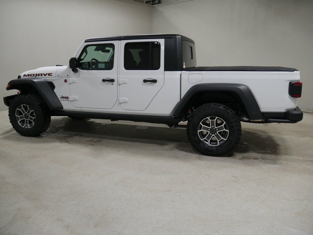 new 2024 Jeep Gladiator car, priced at $55,842