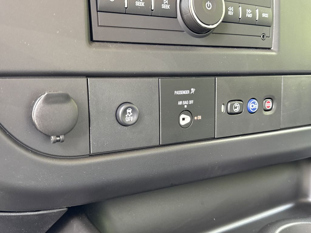 new 2025 GMC Savana 3500 car, priced at $40,505