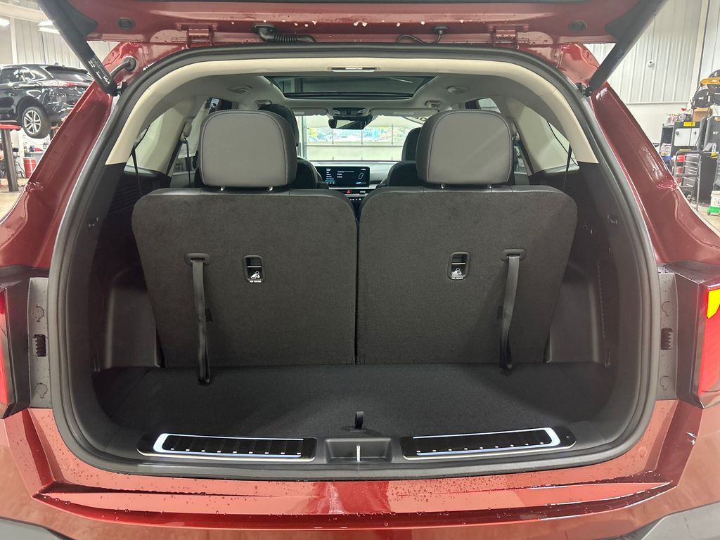 new 2025 Kia Sorento car, priced at $42,287