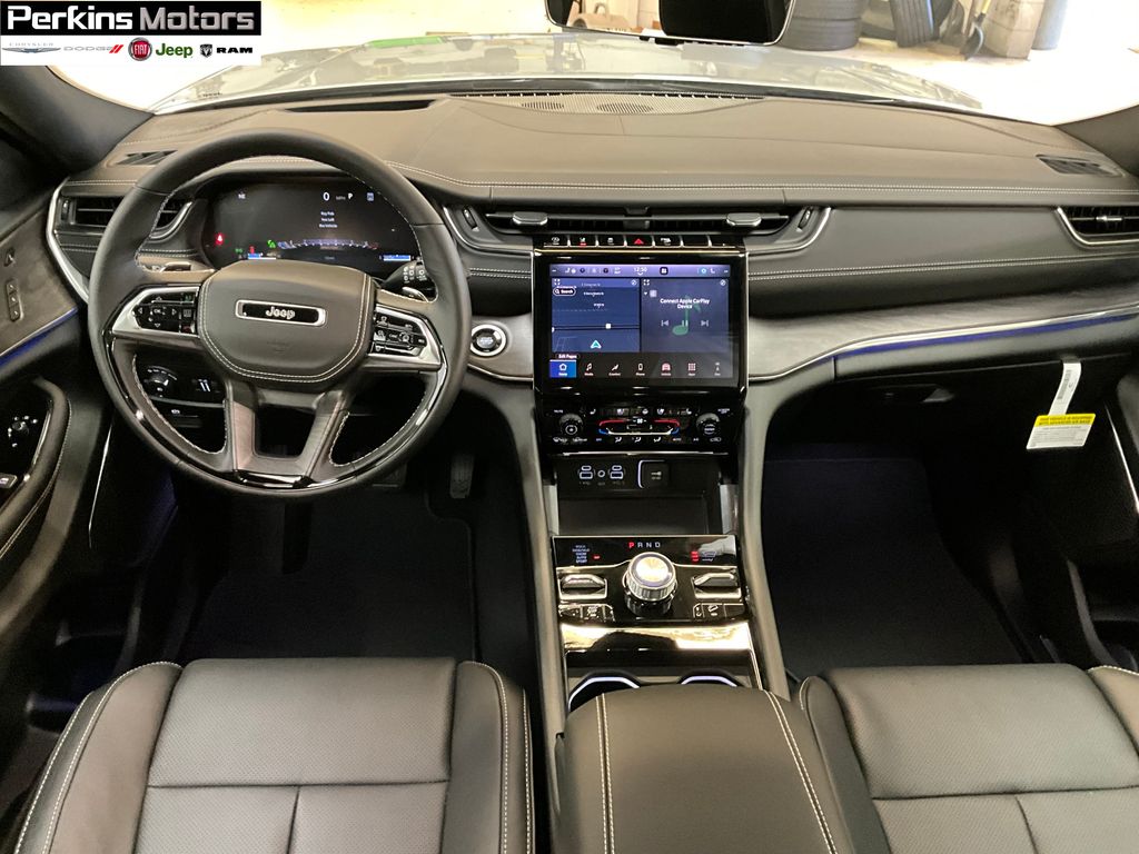 new 2025 Jeep Grand Cherokee car, priced at $59,841