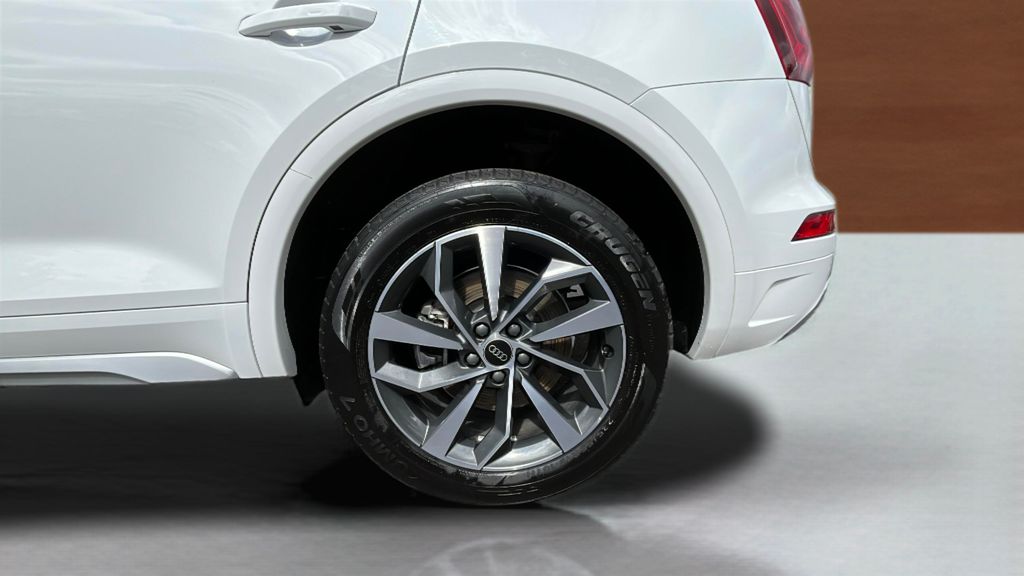 used 2024 Audi Q5 car, priced at $39,950
