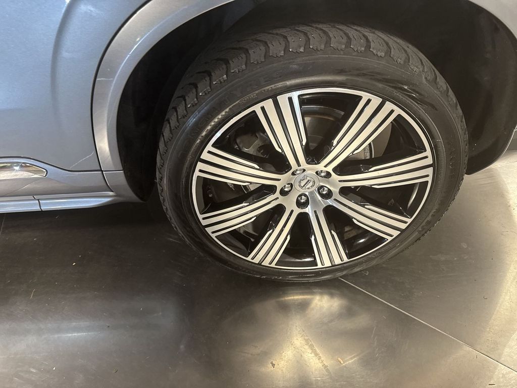 used 2020 Volvo XC90 car, priced at $31,983