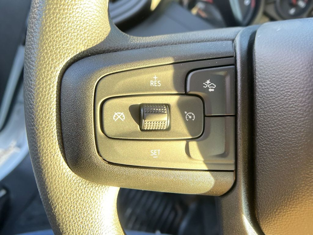 new 2025 GMC Sierra 2500HD car, priced at $53,269