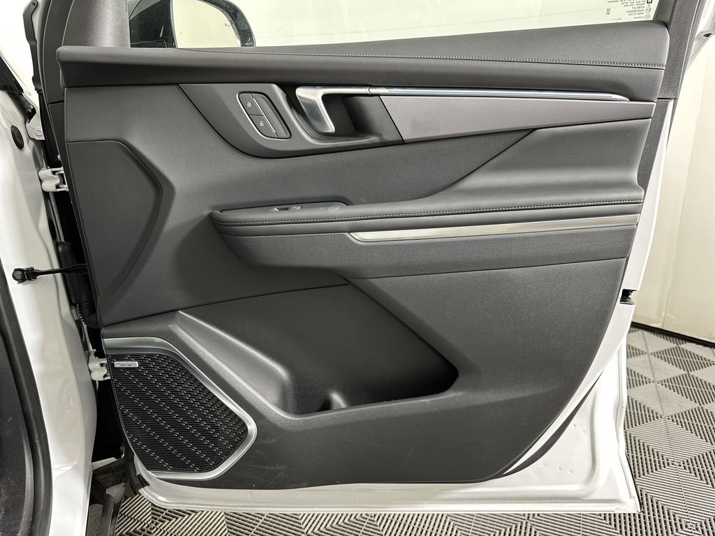 new 2025 Buick Enclave car, priced at $44,594