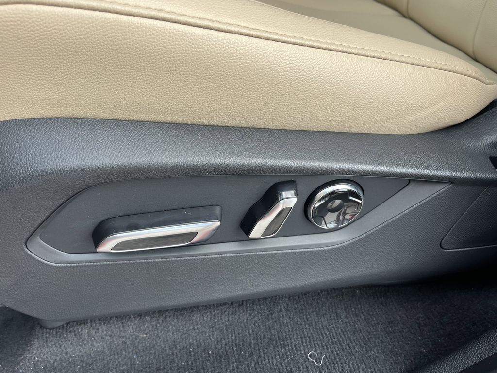 used 2024 Acura MDX car, priced at $40,994