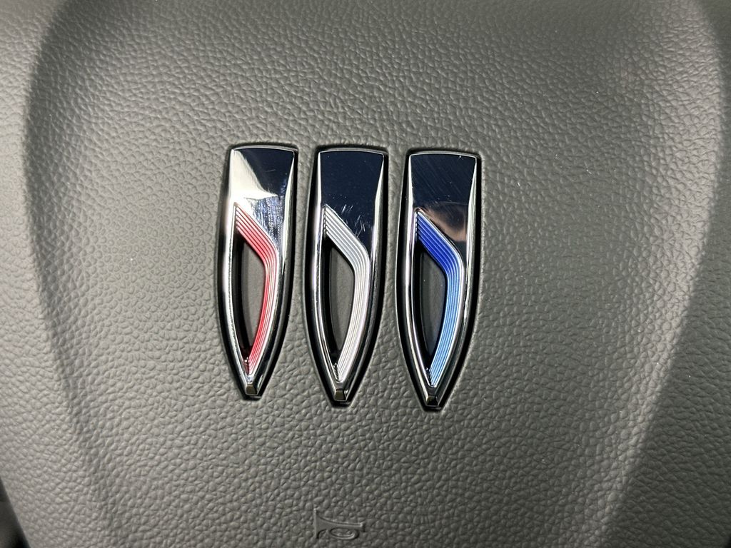 new 2025 Buick Envista car, priced at $27,375