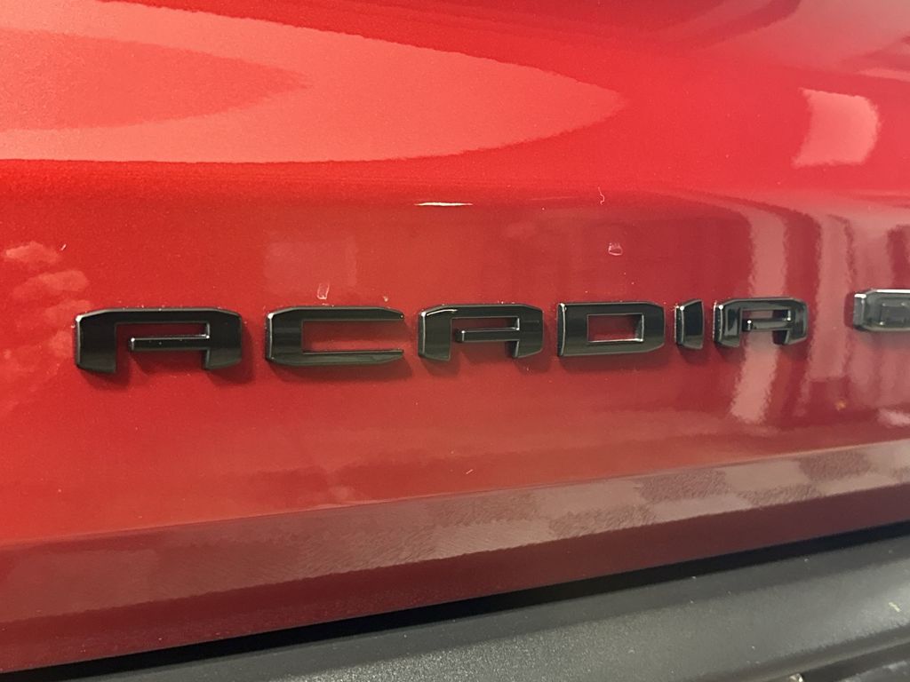 used 2024 GMC Acadia car, priced at $43,297