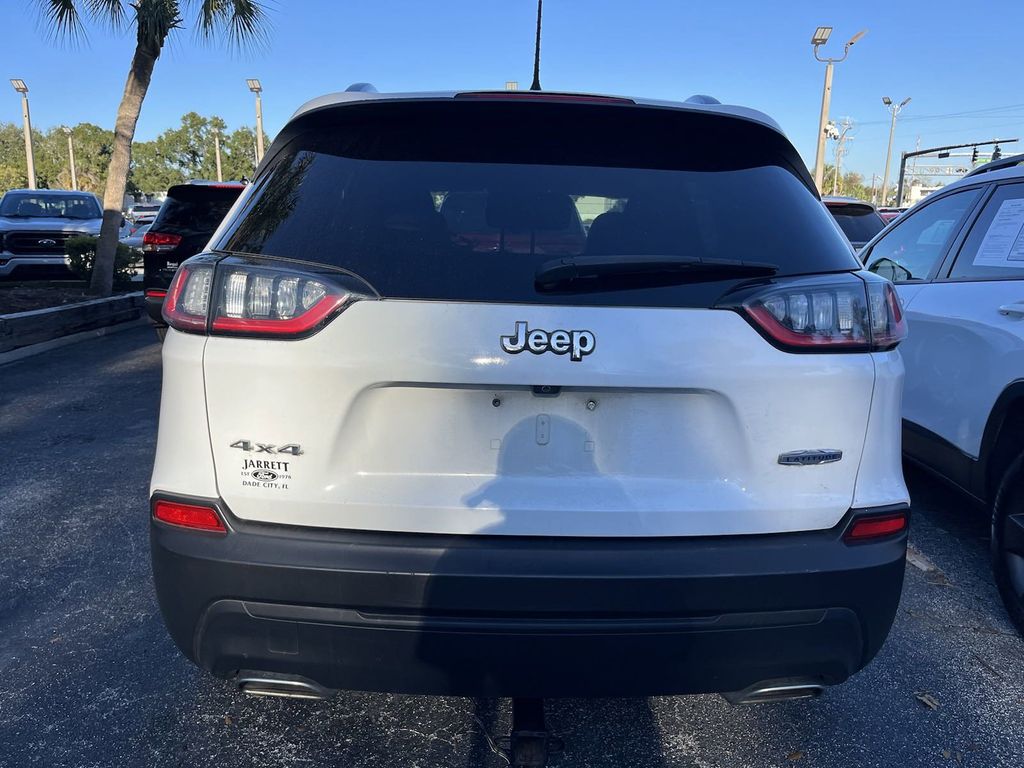 used 2019 Jeep Cherokee car, priced at $16,623