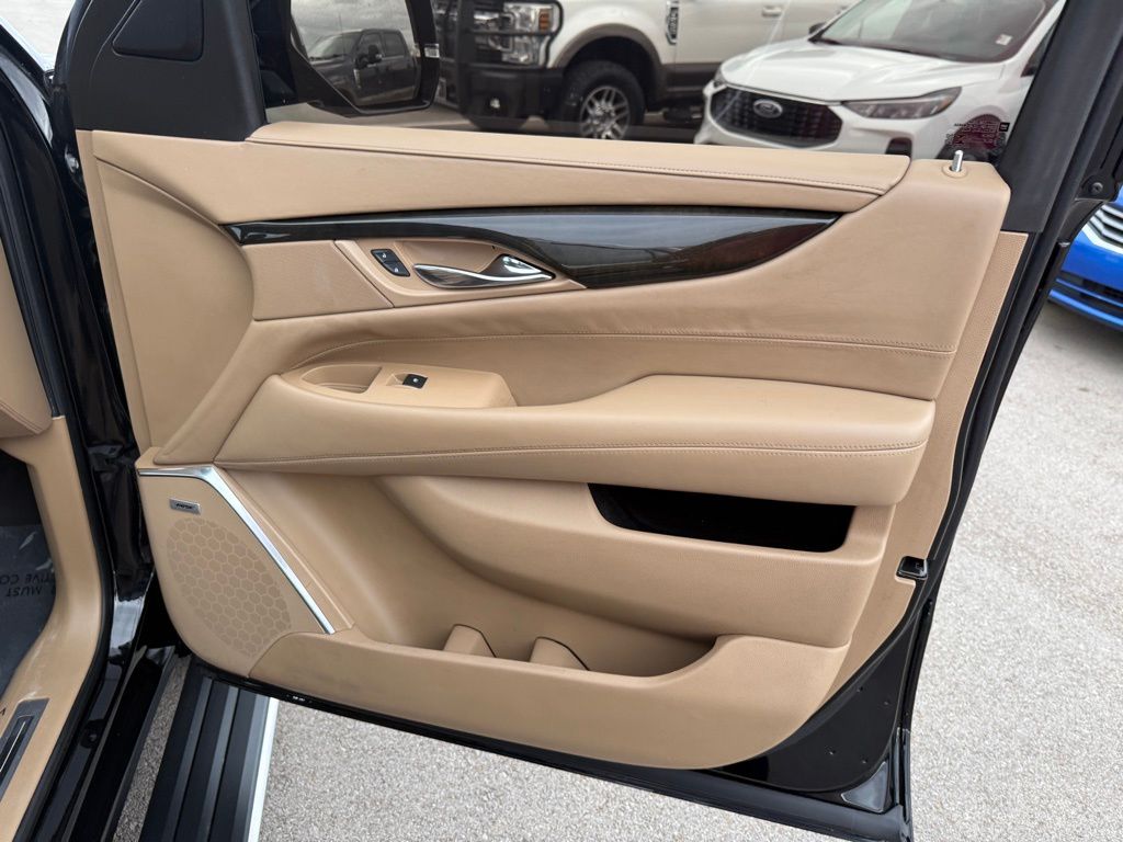 used 2019 Cadillac Escalade car, priced at $27,377