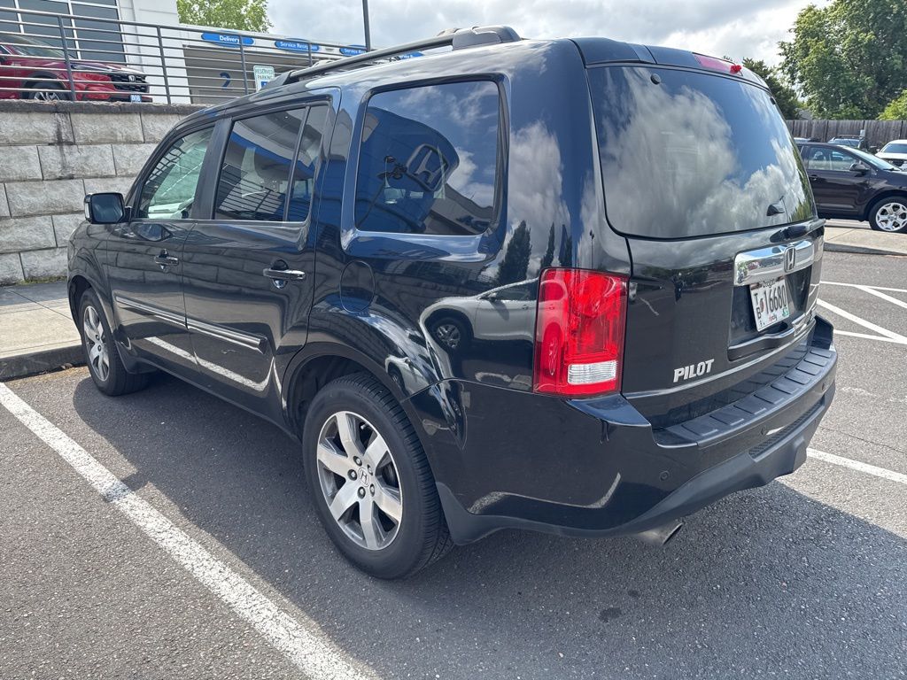 used 2015 Honda Pilot car, priced at $14,995